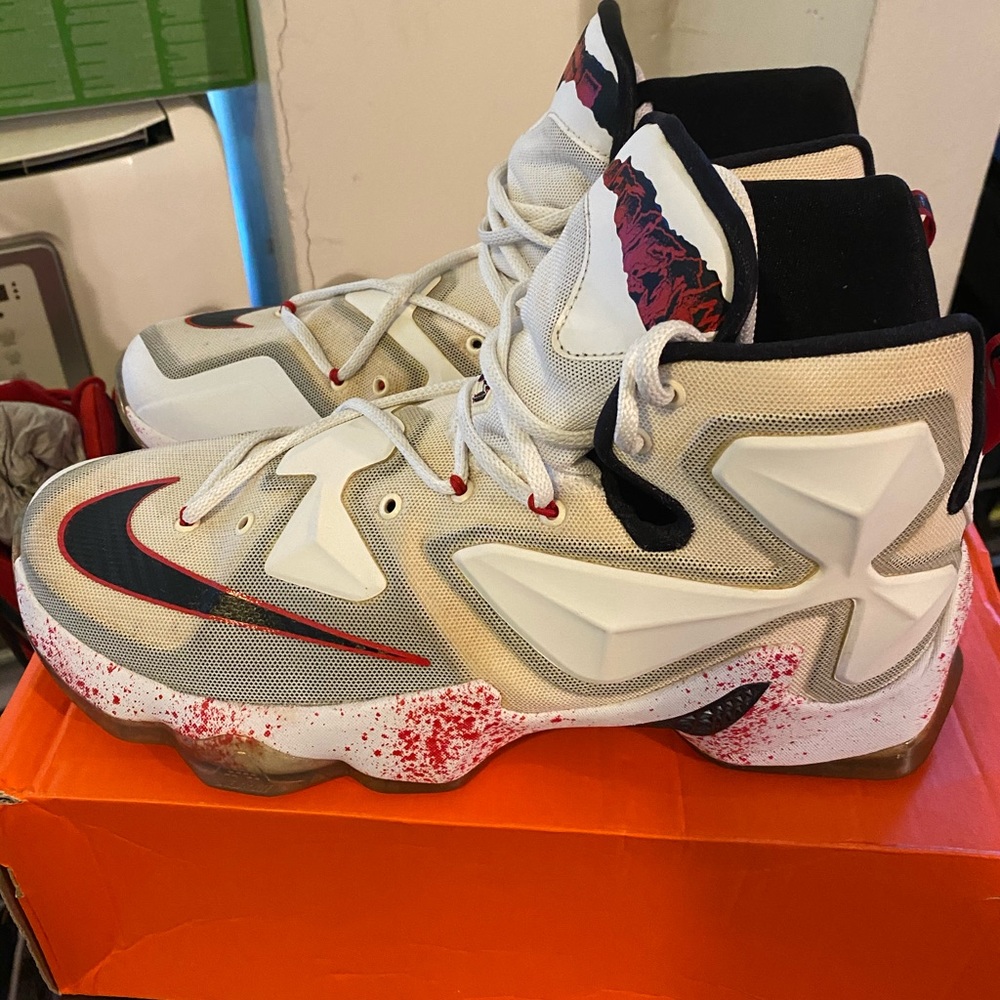 LeBron 13 (Friday the 13th Edition)
